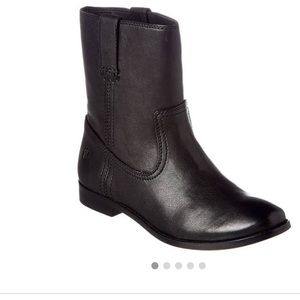 Frey Anna shortie leather pull on Ankle boots